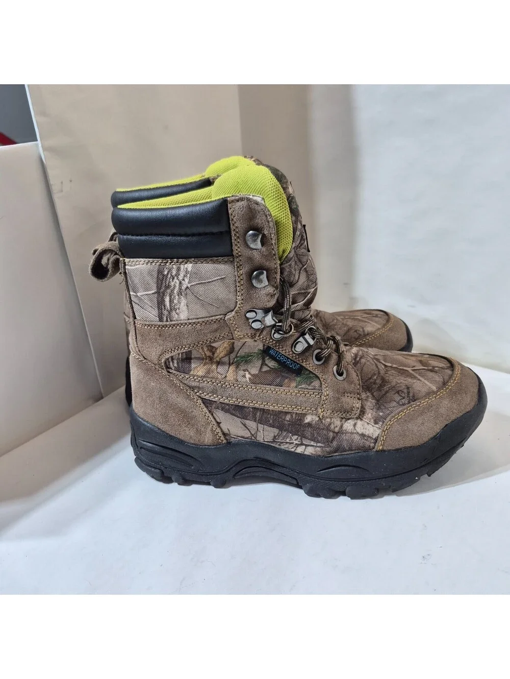 Itasca Big Buck Realtree Thinsulate 800 Gram Waterproof Boots Youth Sz 5 Hunt